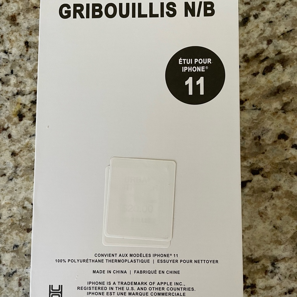 NWT iPhone 11 Case - Picture 2 of 4